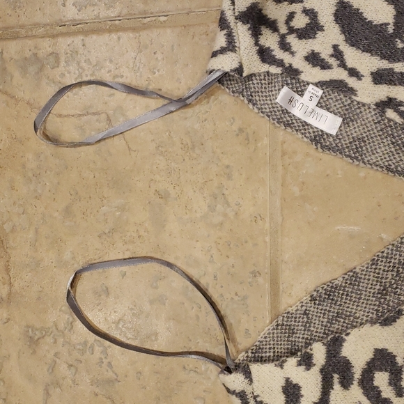 Graphite Leopard Print Twisted Back Sweater - Picture 7 of 9